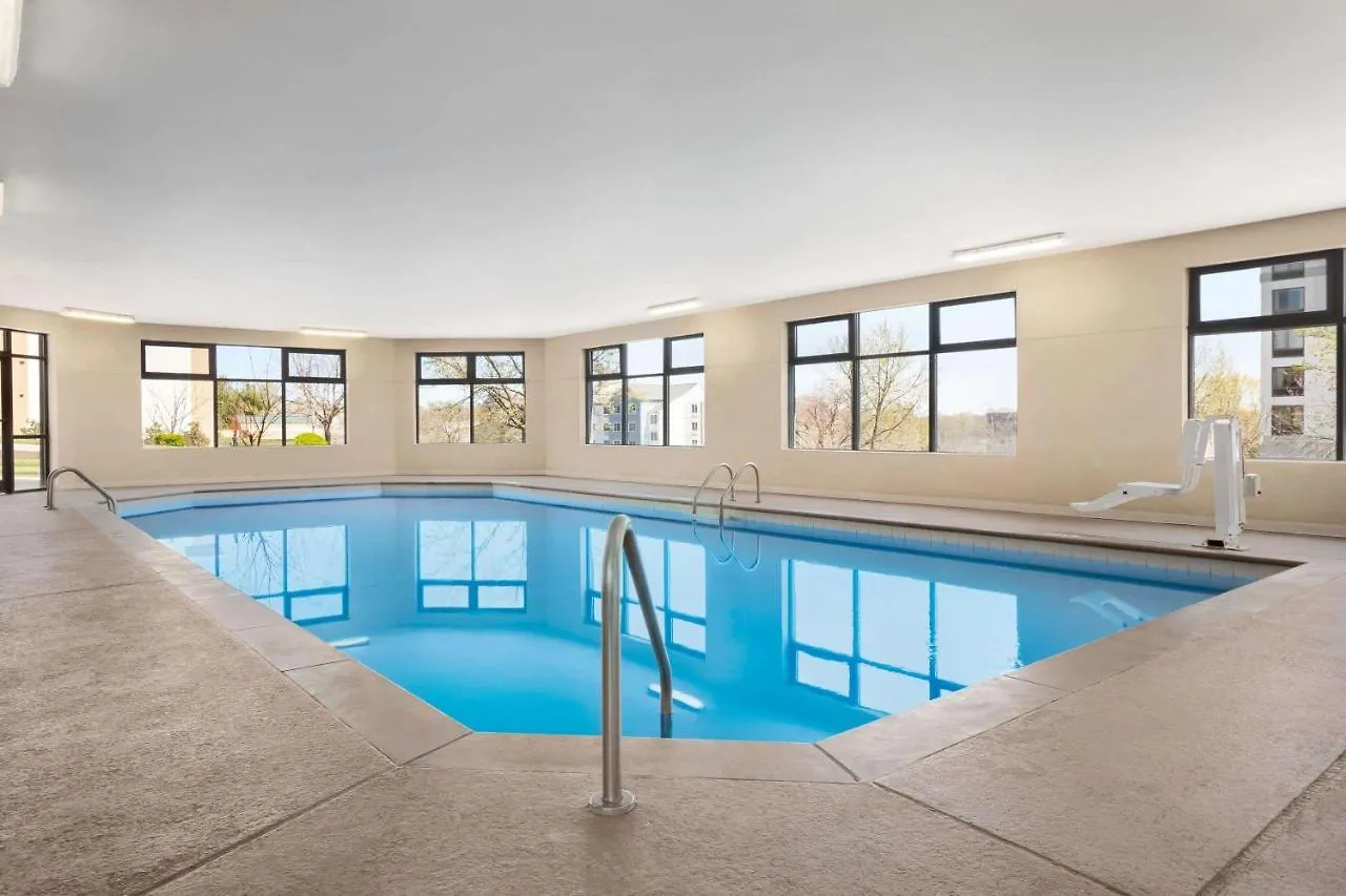 ** Hotel Luxe Studios Nashville United States