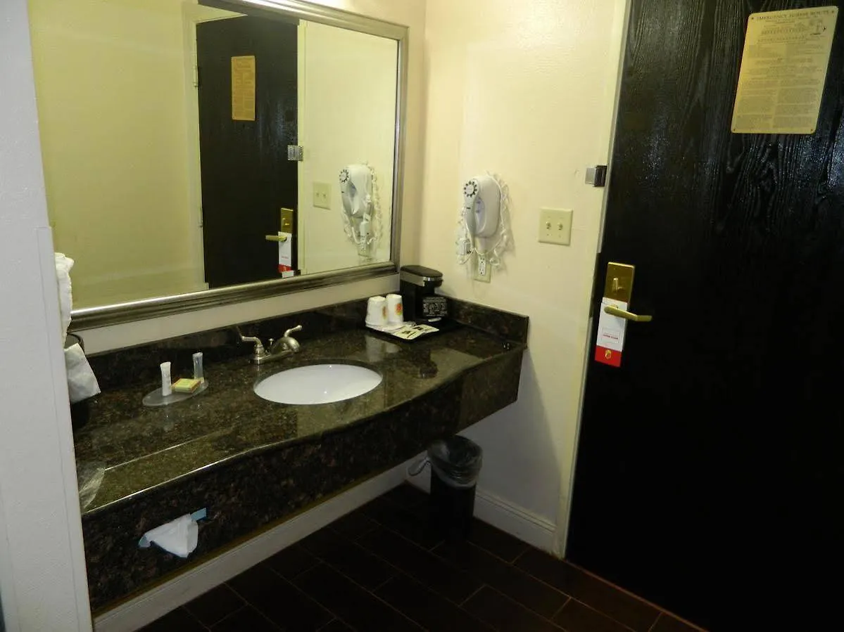 Luxe Studios Nashville Hotel